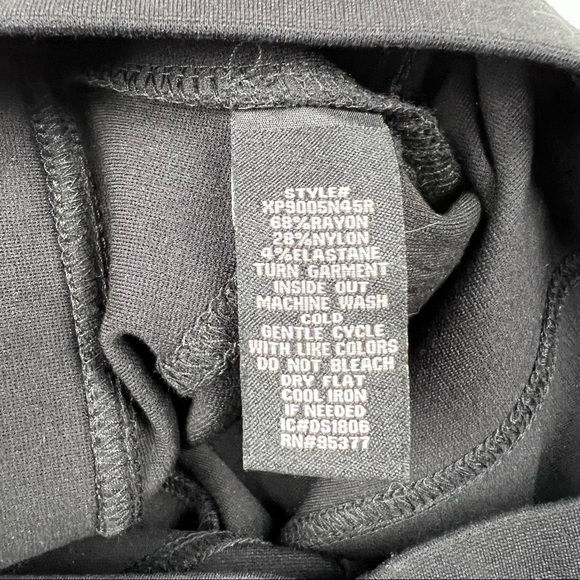 NWOT - Sanctuary XS Pull On Black Leggings, Back Pockets, Stretchy - Picture 14 of 14
